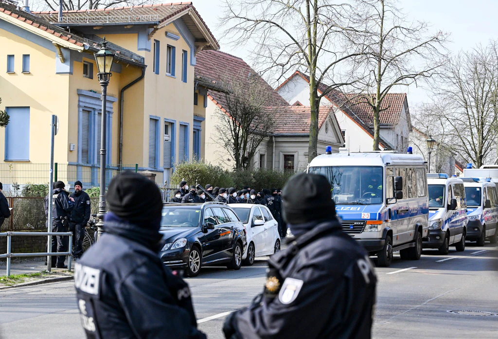 Polizei kämpft um Gewalt-Hauptstadt! So jagen die Ermittler Berliner Clans
