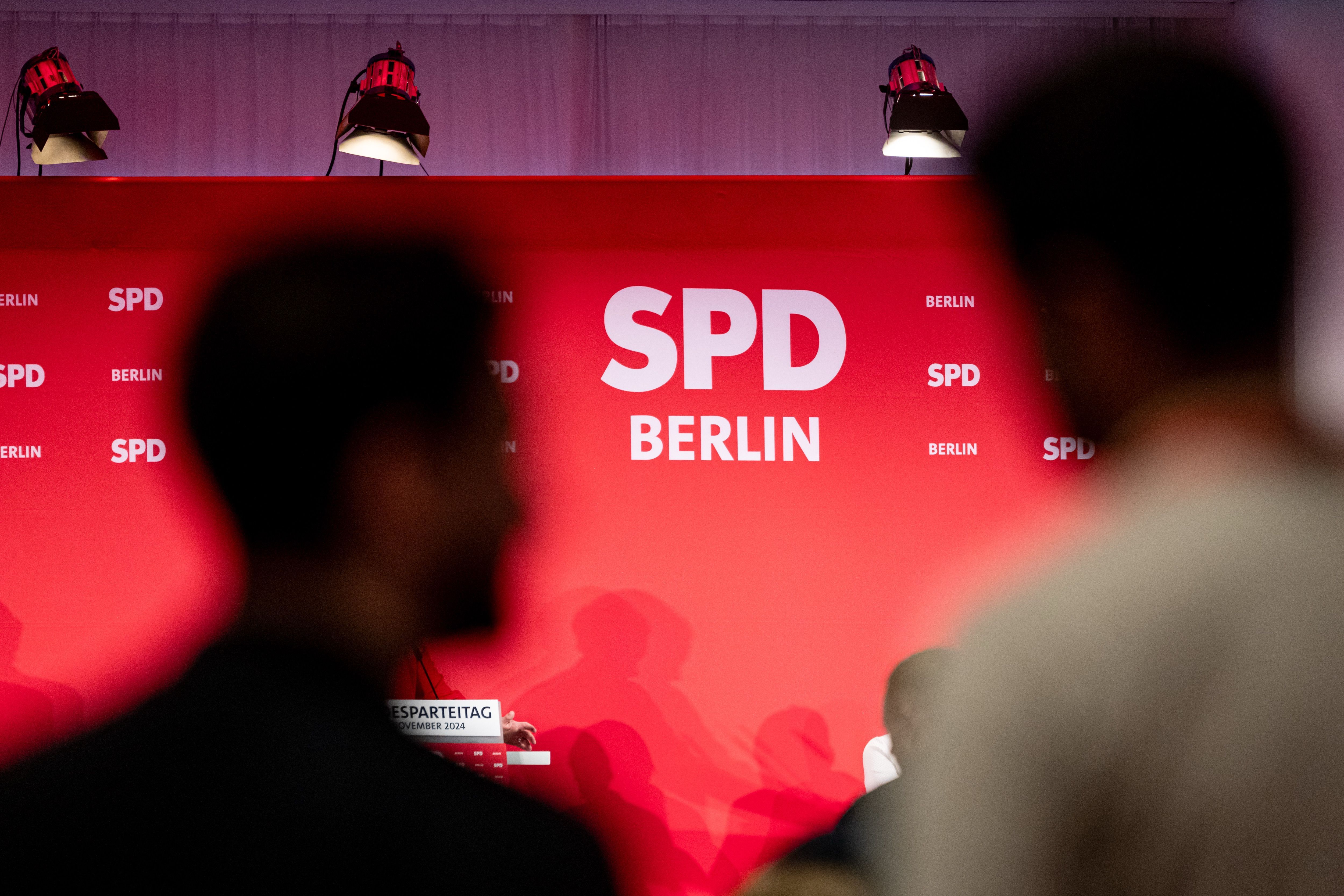 SPD eskaliert Streit um Kandidatin: Dos Santos lehnt Rückzug weiter ab und stellt sich gegen ihre Partei