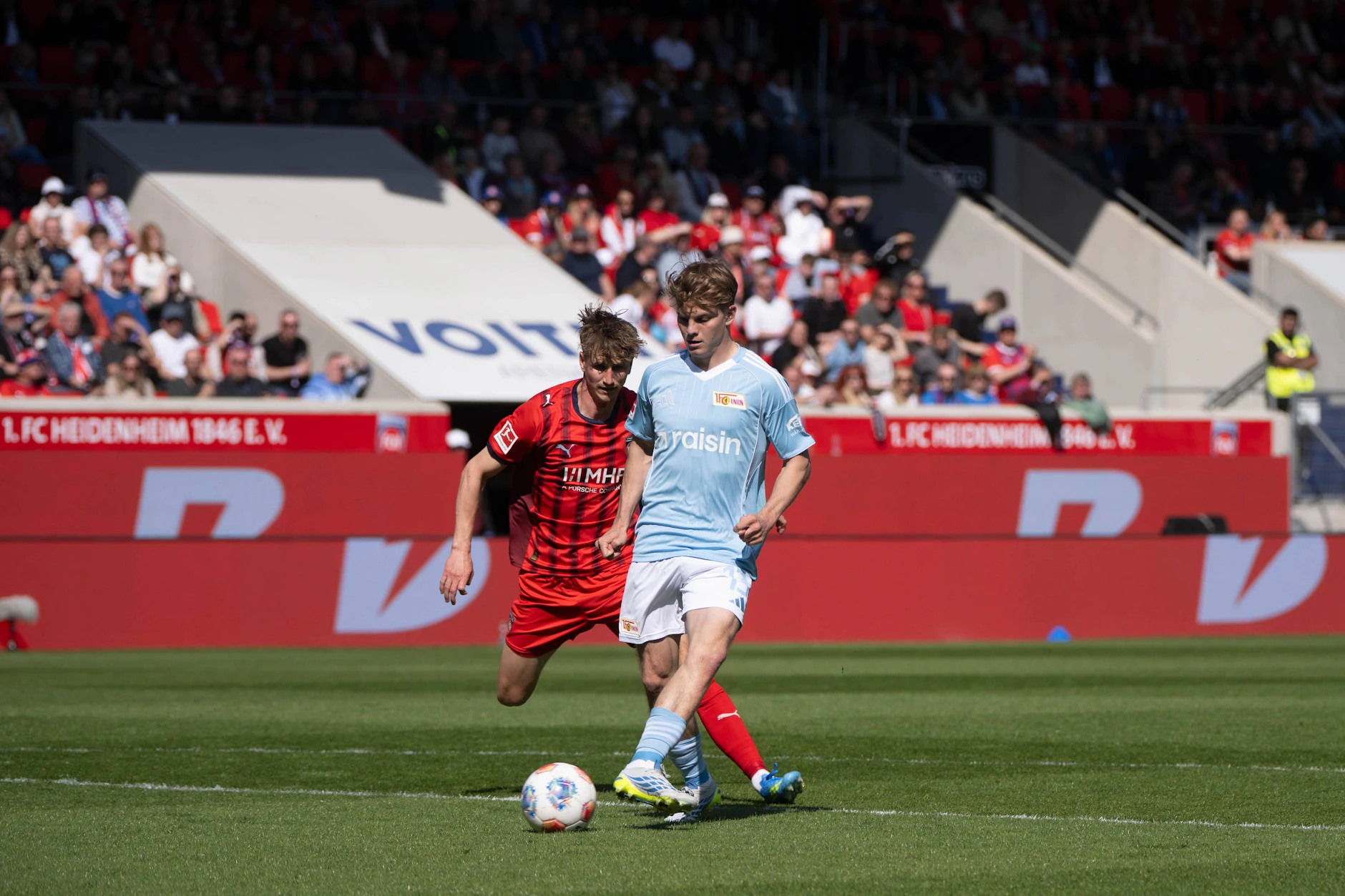 András Schäfer (r.) erreichte wie seine Mitspieler auch bei der Niederlage in Heidenheim nicht Normalform.