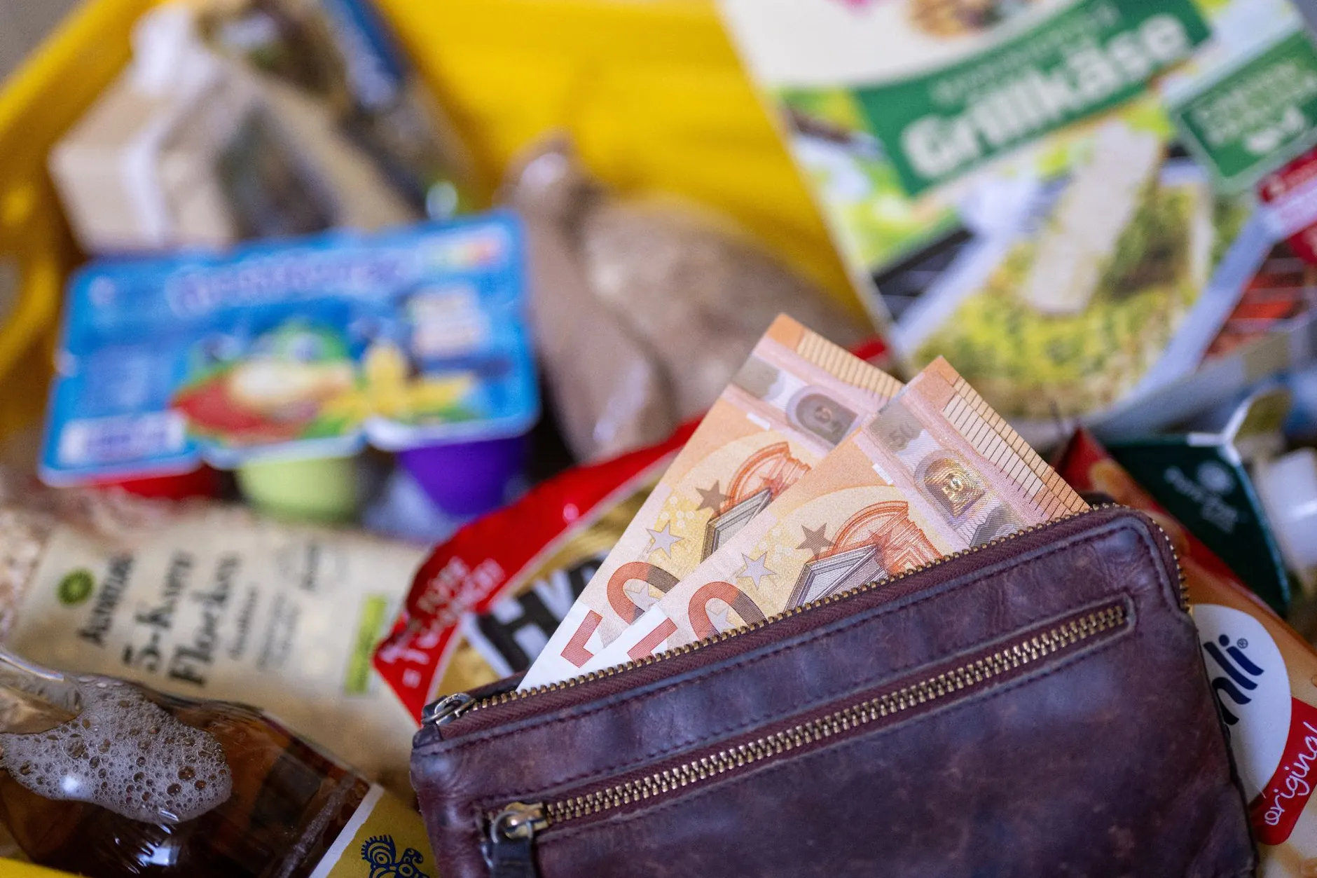 Berliner müssen besonders aufs Geld achten.