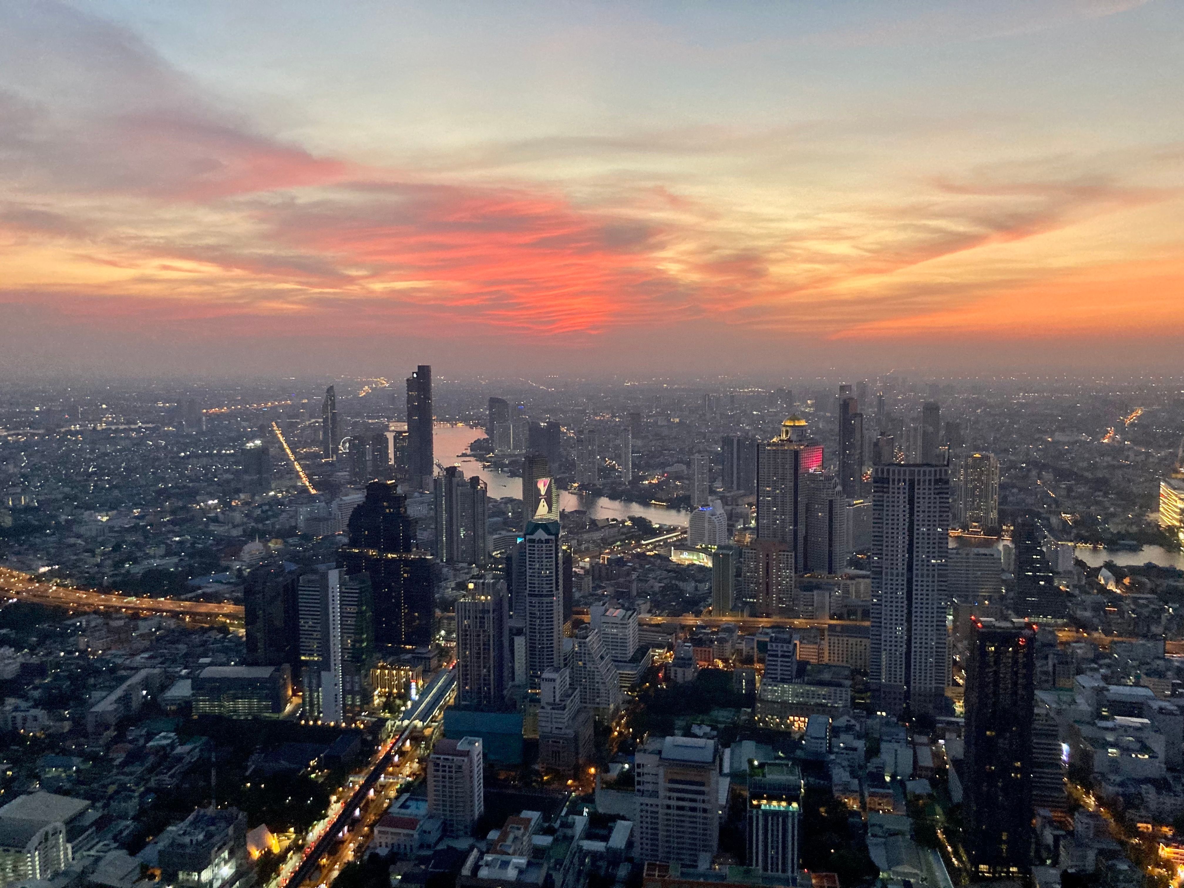 Er soll wie ein Bond-Bösewicht gelebt haben: Gesuchter Deutscher in Bangkok gefasst