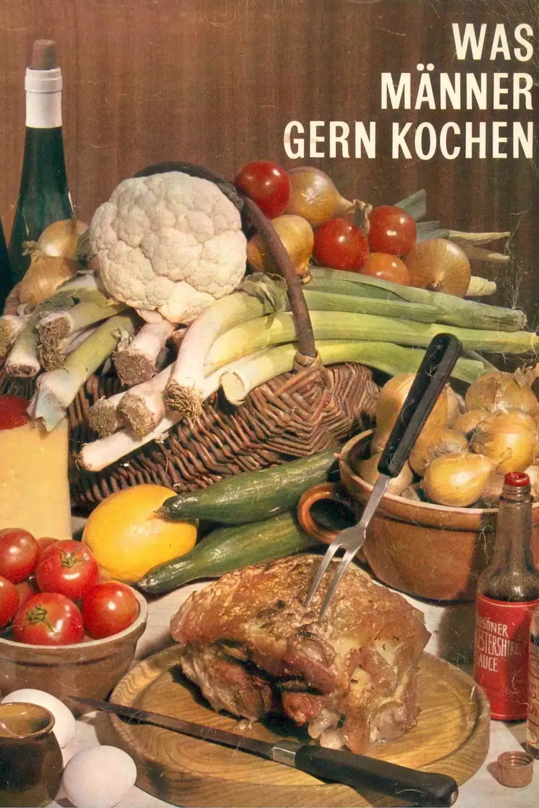 Im DDR Museum ist das Rezeptheftchen „Was Männer gerne kochen“ zu sehen. Im Mittelpunkt: ein schwerer Braten.