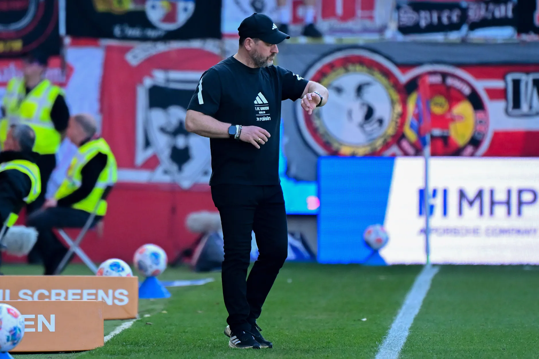 Die Zeit ist abgelaufen: Steffen Baumgart wird nach der Niederlage in Heidenheim beim 1. FC Union Berlin nach nur 51 Spielen und knapp 16 Monaten entlassen.