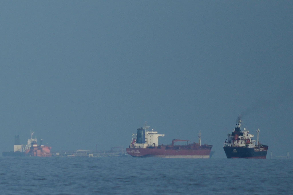 US-Militär kündigt Seeblockade gegen Iran ab Montag an: Ölpreis springt über 100 Dollar