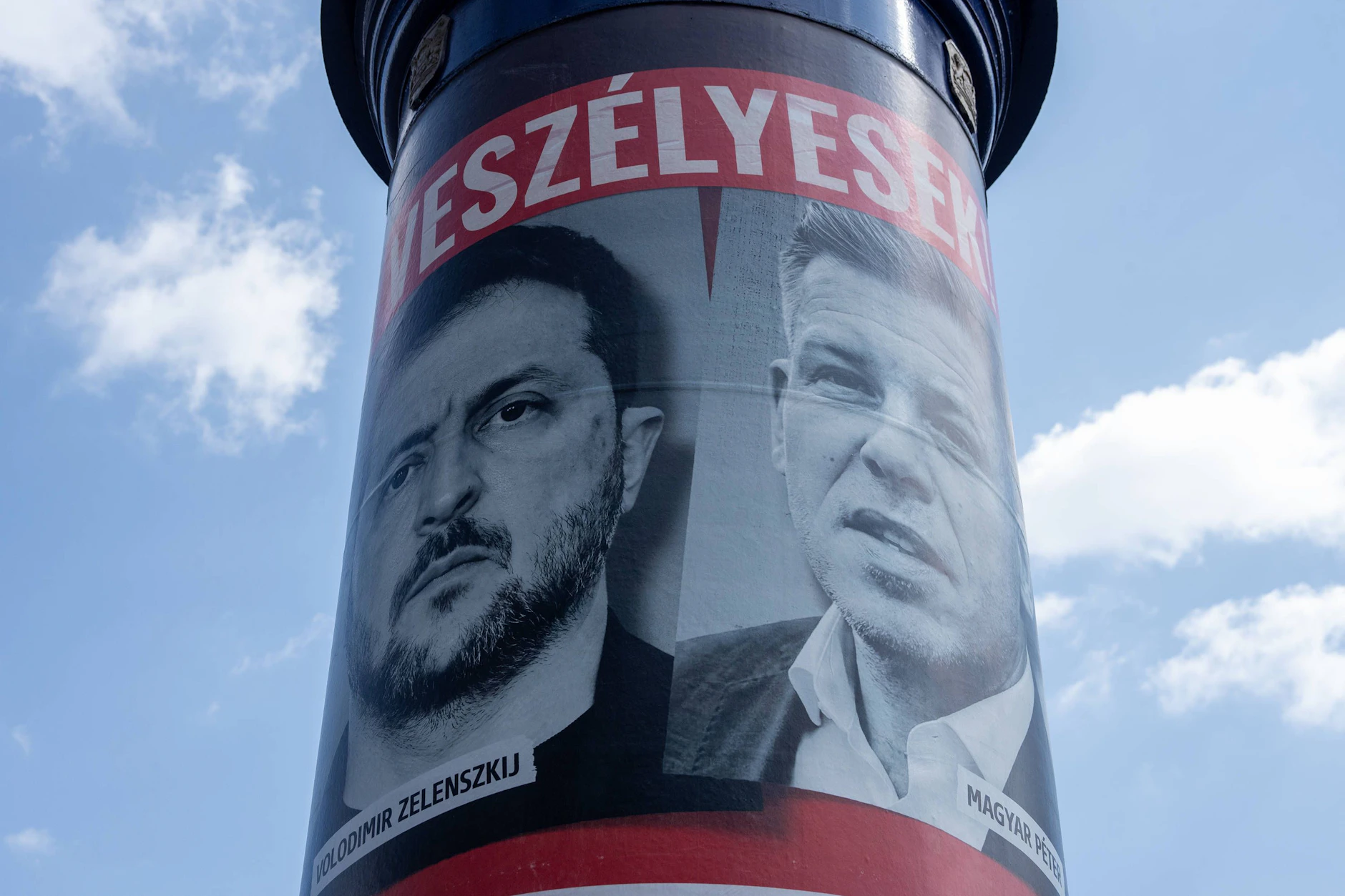 Nach dem Wahlsieg von Magyar: Mit dem Ende der Ära Orbán richtet sich der Blick auch auf Ungarns Kurs in der Ukraine-Politik.