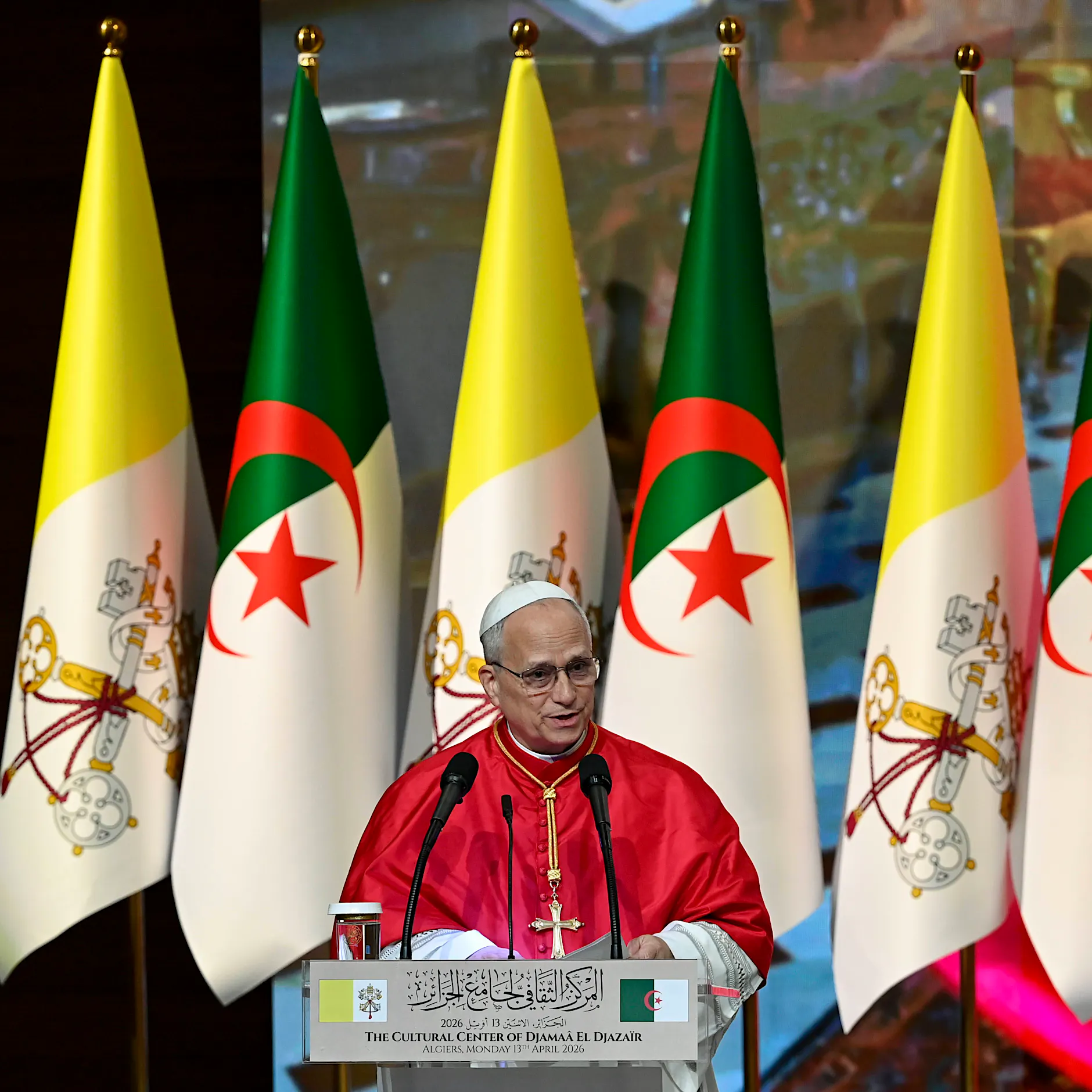 Leo XIV. reist als erster Pontifex nach Algerien und kritisiert neokoloniale Tendenzen