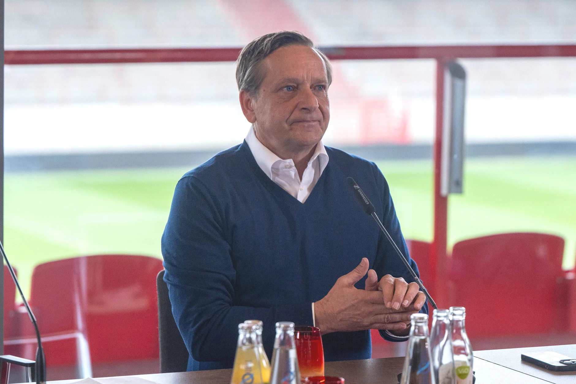 In der Kritik: Union-Manager Horst Heldt bezieht zwei Tage nach der Entlassung von Trainer Steffen Baumgart Stellung.