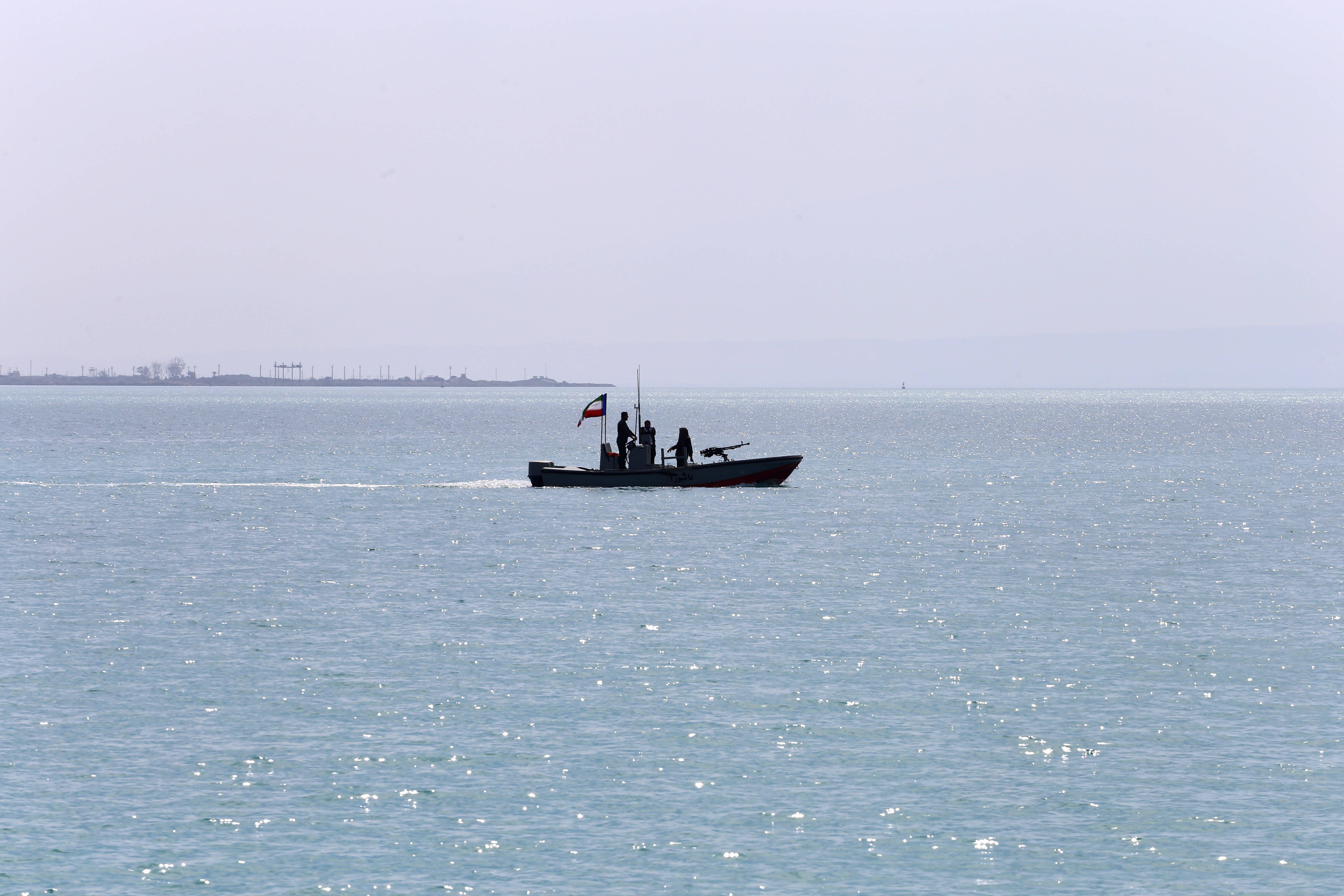 Trump droht dem Iran mit der Vernichtung seiner Schnellboote