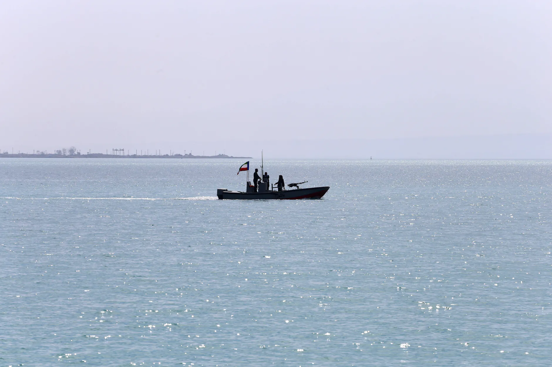 Ein Schnellboot der iranischen Revolutionsgarden im Persischen Golf