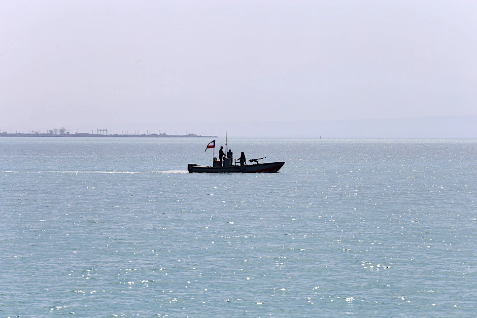 Ein Schnellboot der iranischen Revolutionsgarden im Persischen Golf