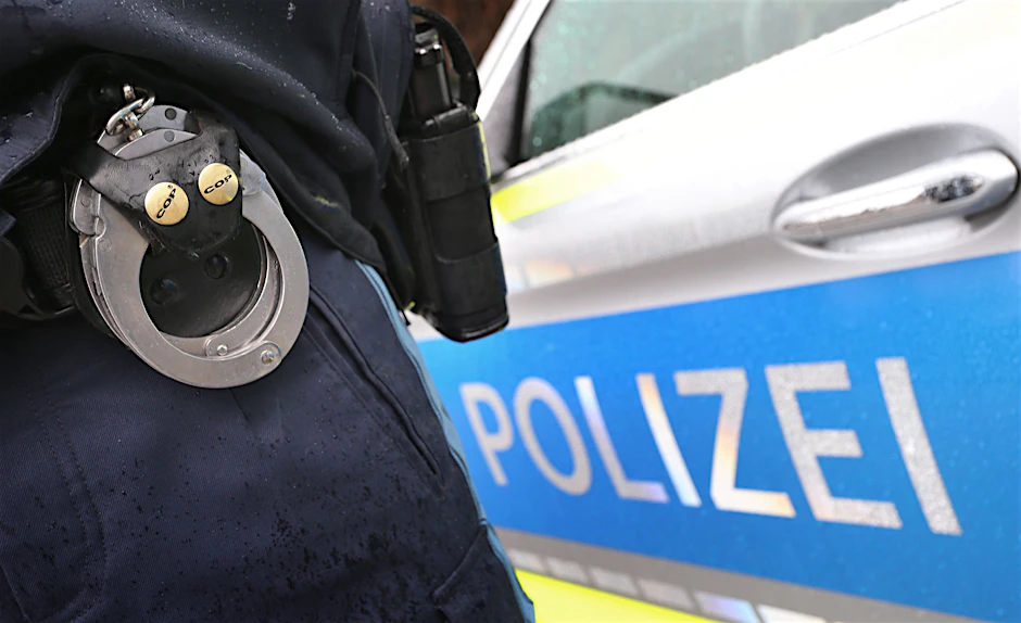Die Polizei hat wohl ein riesiges Vergewaltiger-Netzwerk zerschlagen.
