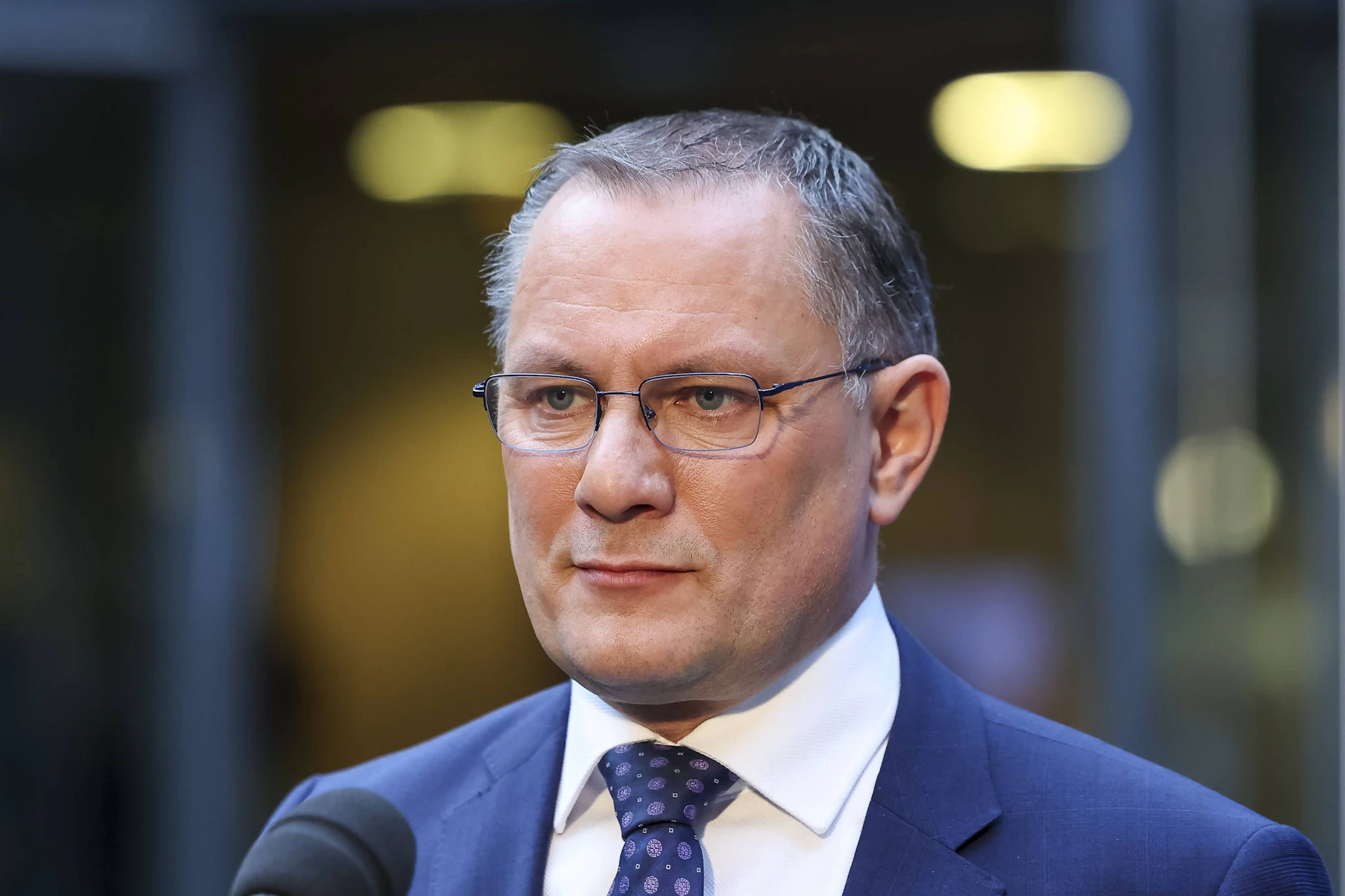 AfD-Chef Tino Chrupalla dankt Viktor Orbán für dessen „Leistungen für sein Heimatland“.