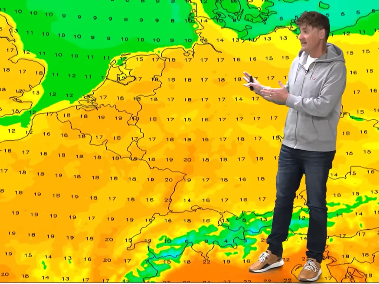 Meteorologe Dominik Jung verspricht, dass es zur Wochenmitte wieder wärmer wird, der Frühling zurückkehrt.