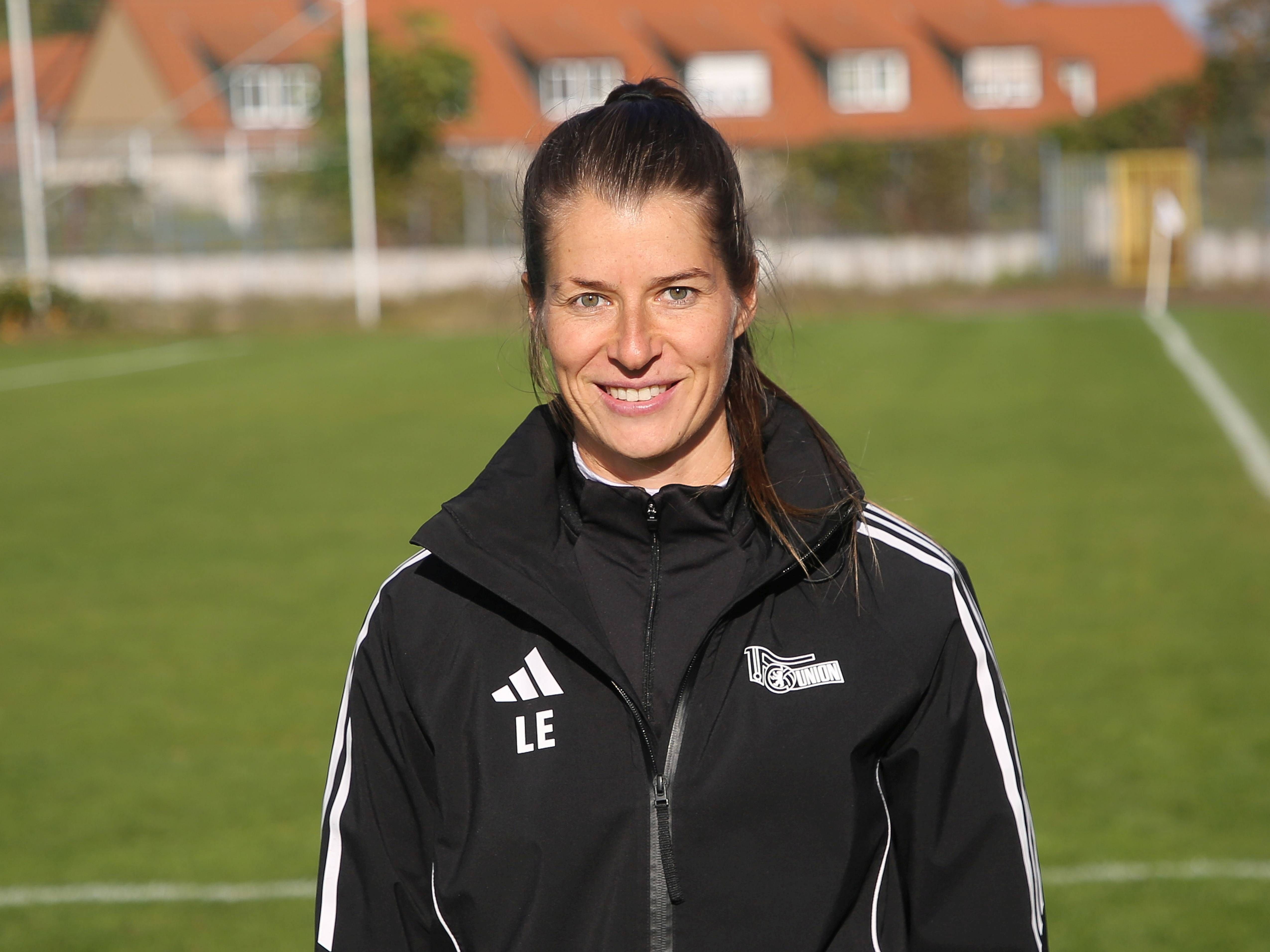 Marie-Louise Eta kann jetzt Fußball-Geschichte schreiben!