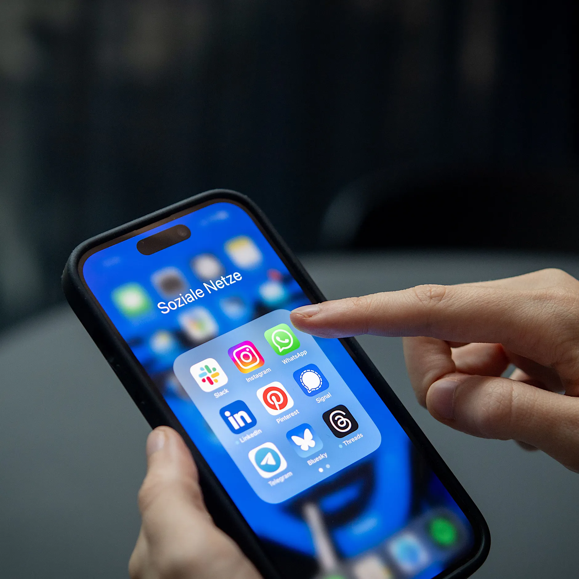 Institut der deutschen Wirtschaft: Kinder unter 13 Jahren sollen keinen Zugang zu sozialen Medien haben