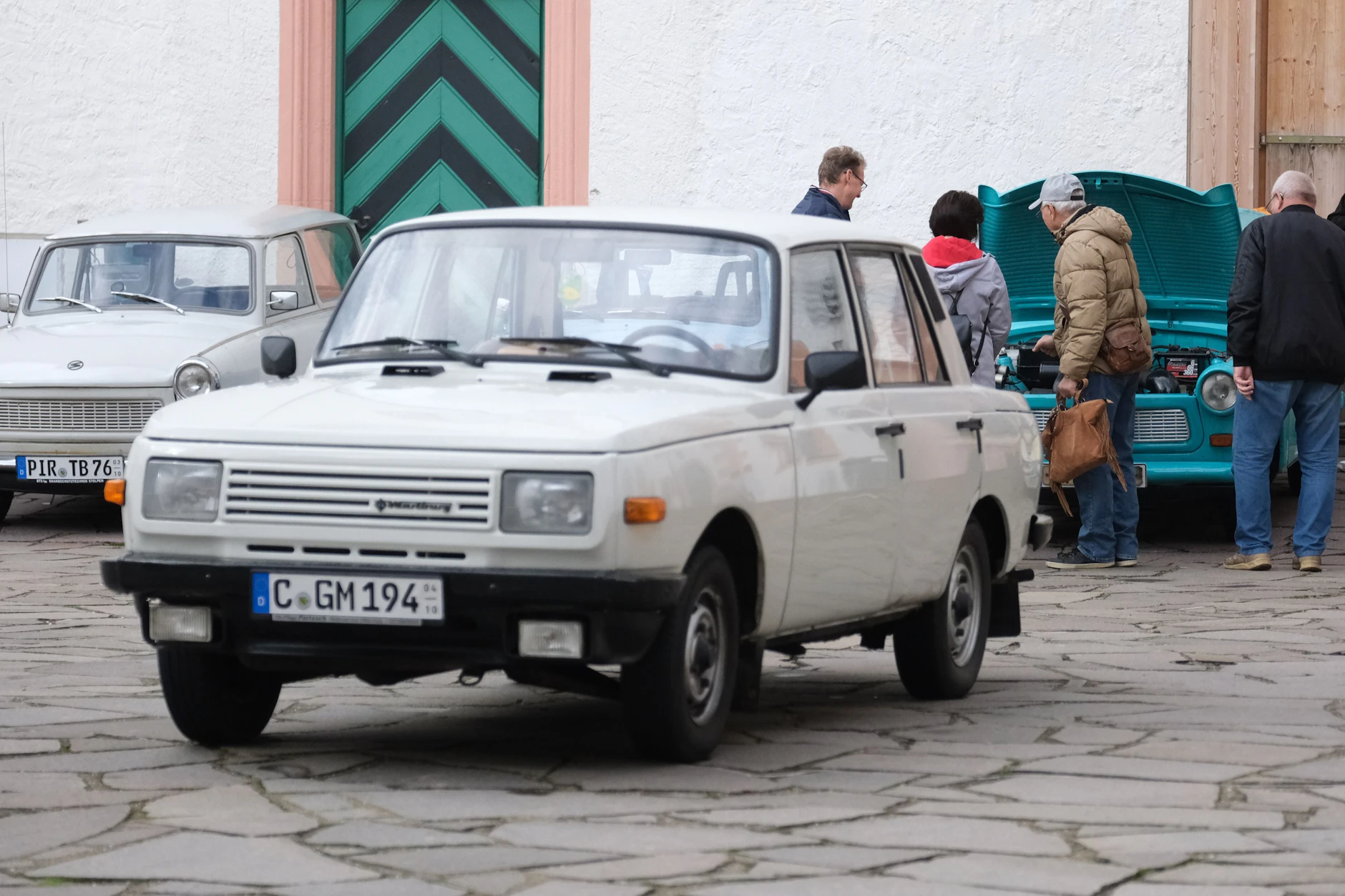 Auch 35 Jahre nach der Wende sind noch mehrere Tausend Wartburgs auf Deutschlands Straßen unterwegs. Die meisten davon fahren in Sachsen.