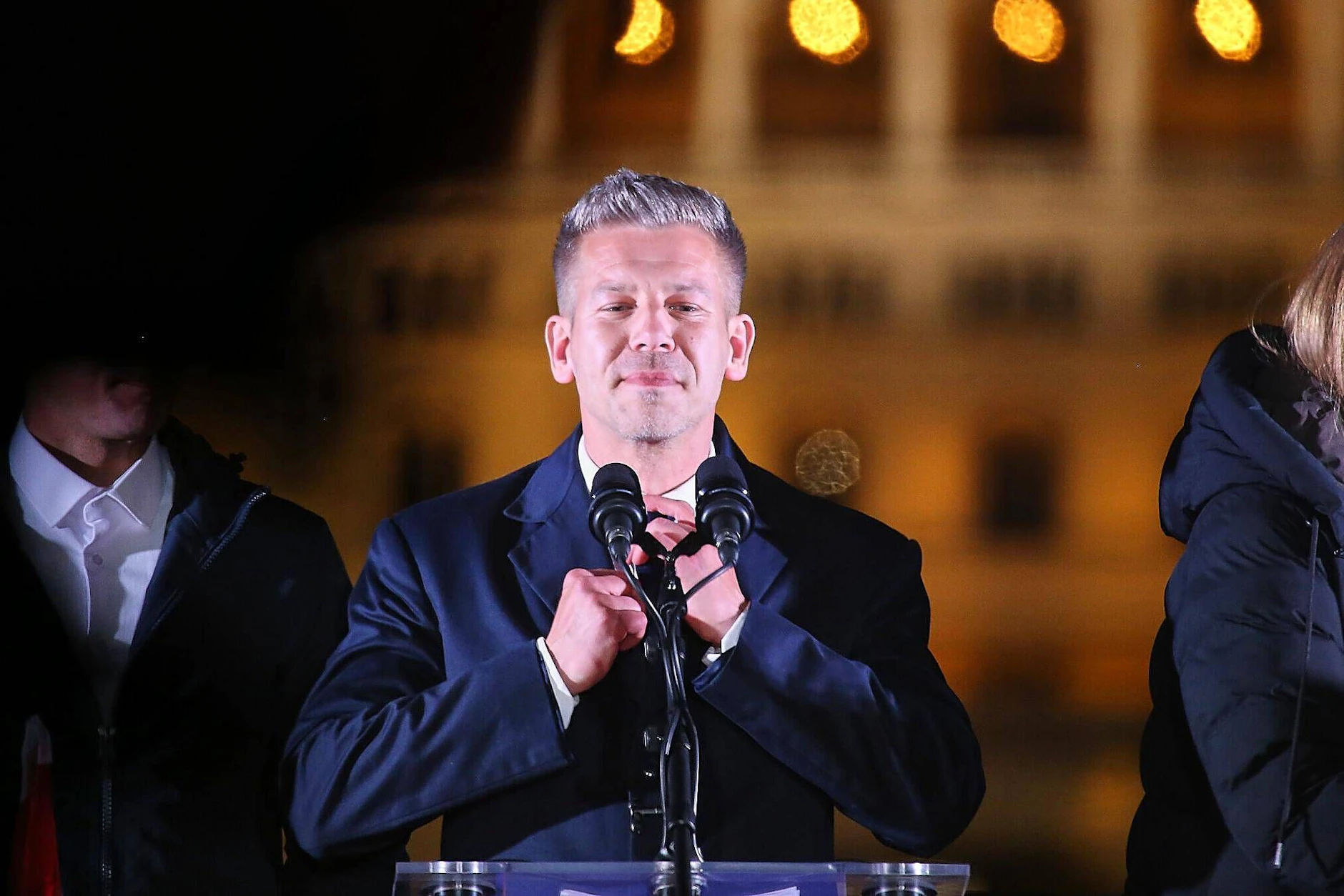 Péter Magyar am Abend auf der Wahlparty.
