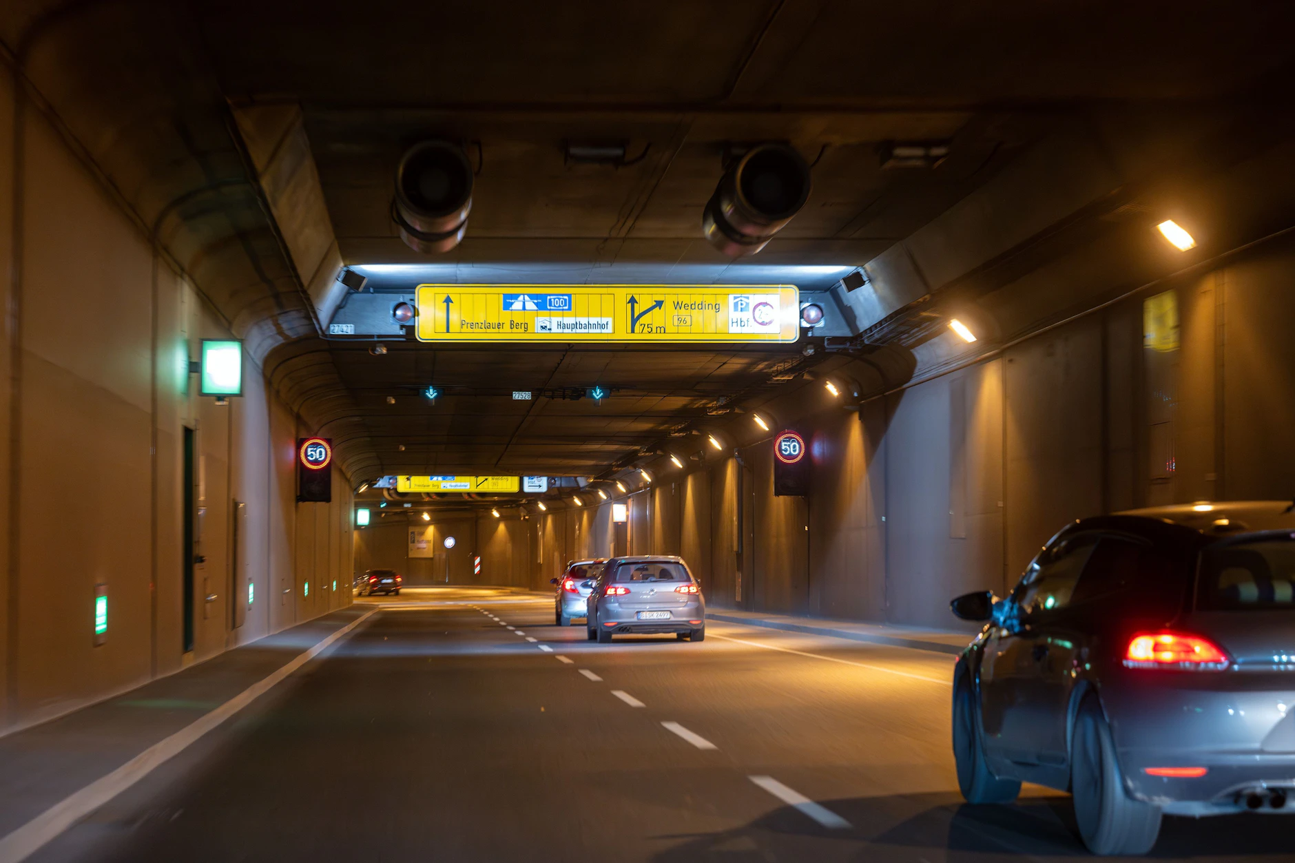 Die nächtliche Sperrung des Berliner Tiergartentunnels wird vermutlich noch wochenlang andauern.