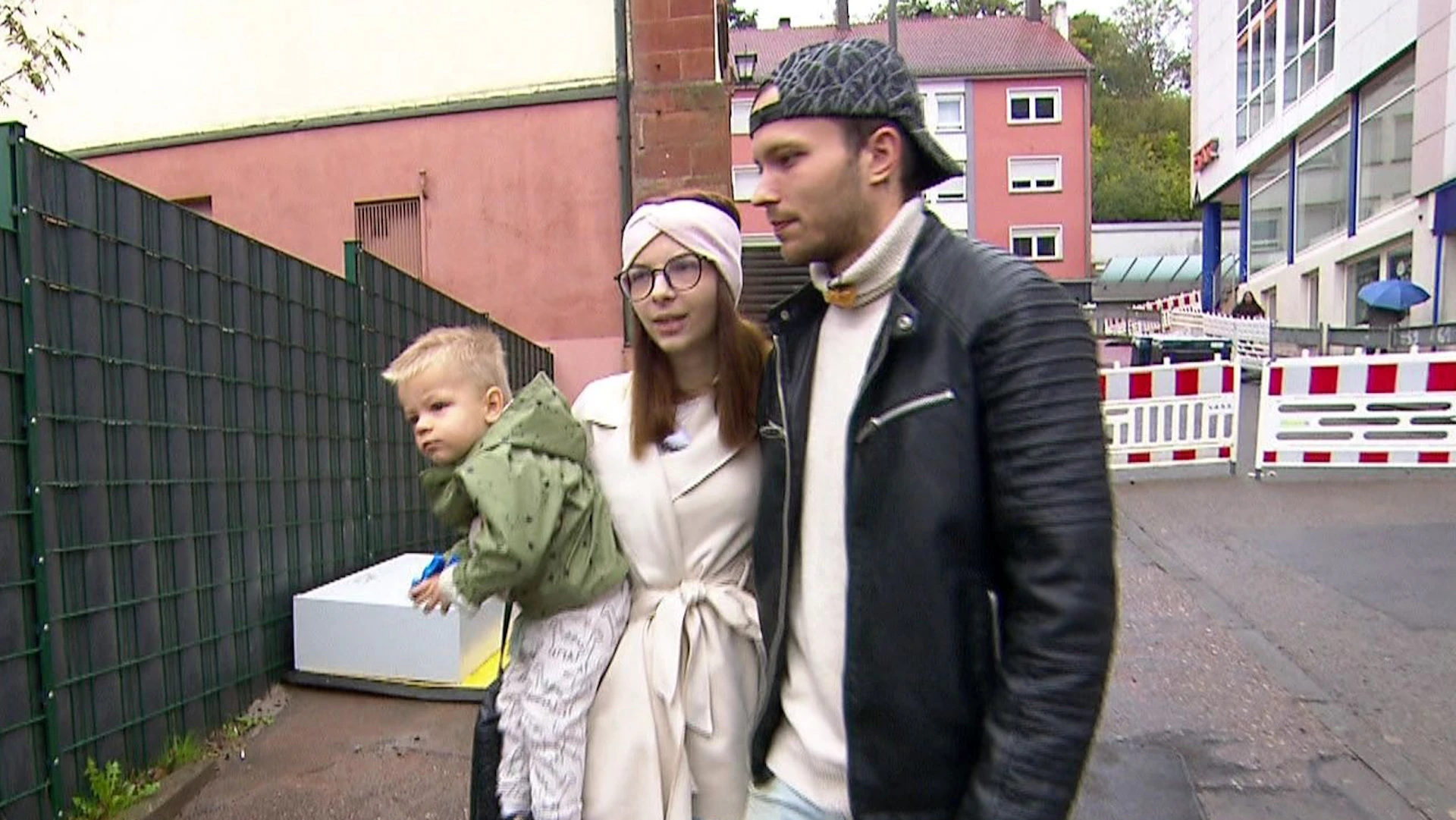 Armes Deutschland“: Bürgergeld-Empfänger Mike und Angelique verprassen Opas Schatz
