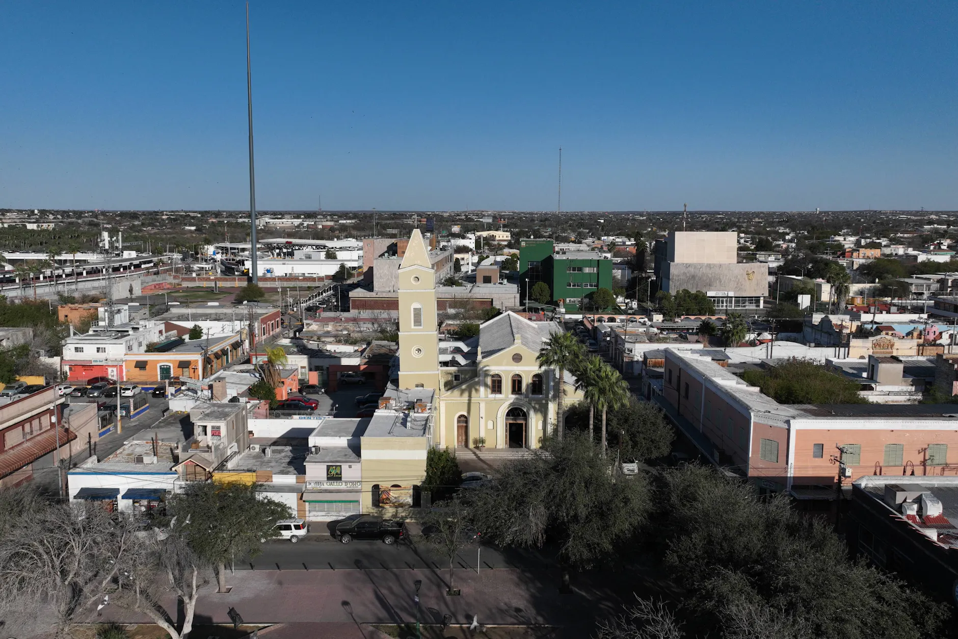 Blick auf die Grenzstadt Nuevo Laredo im mexikanischen Bundesstaat Tamaulipas