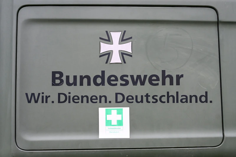 Rechtsextremer Anwalt darf nicht für die Bundeswehr dienen