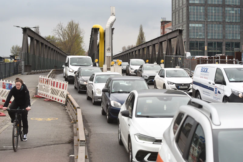 Neuer Stau trotz Entlastungen: Das ist die Bilanz für die Elsenbrücke