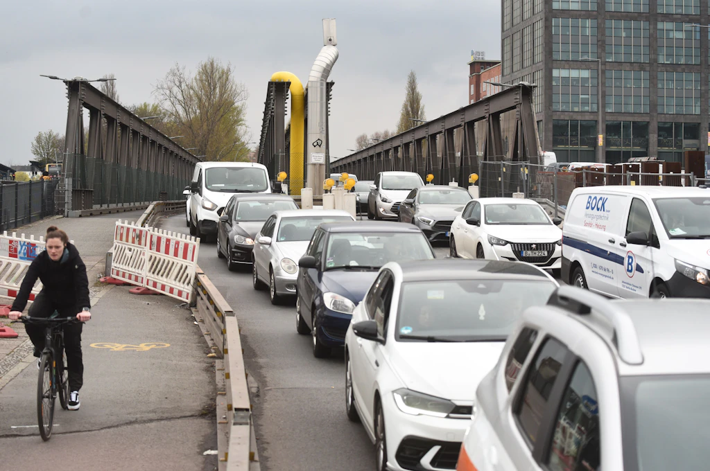 Neuer Stau trotz Entlastungen: Das ist die Bilanz für die Elsenbrücke