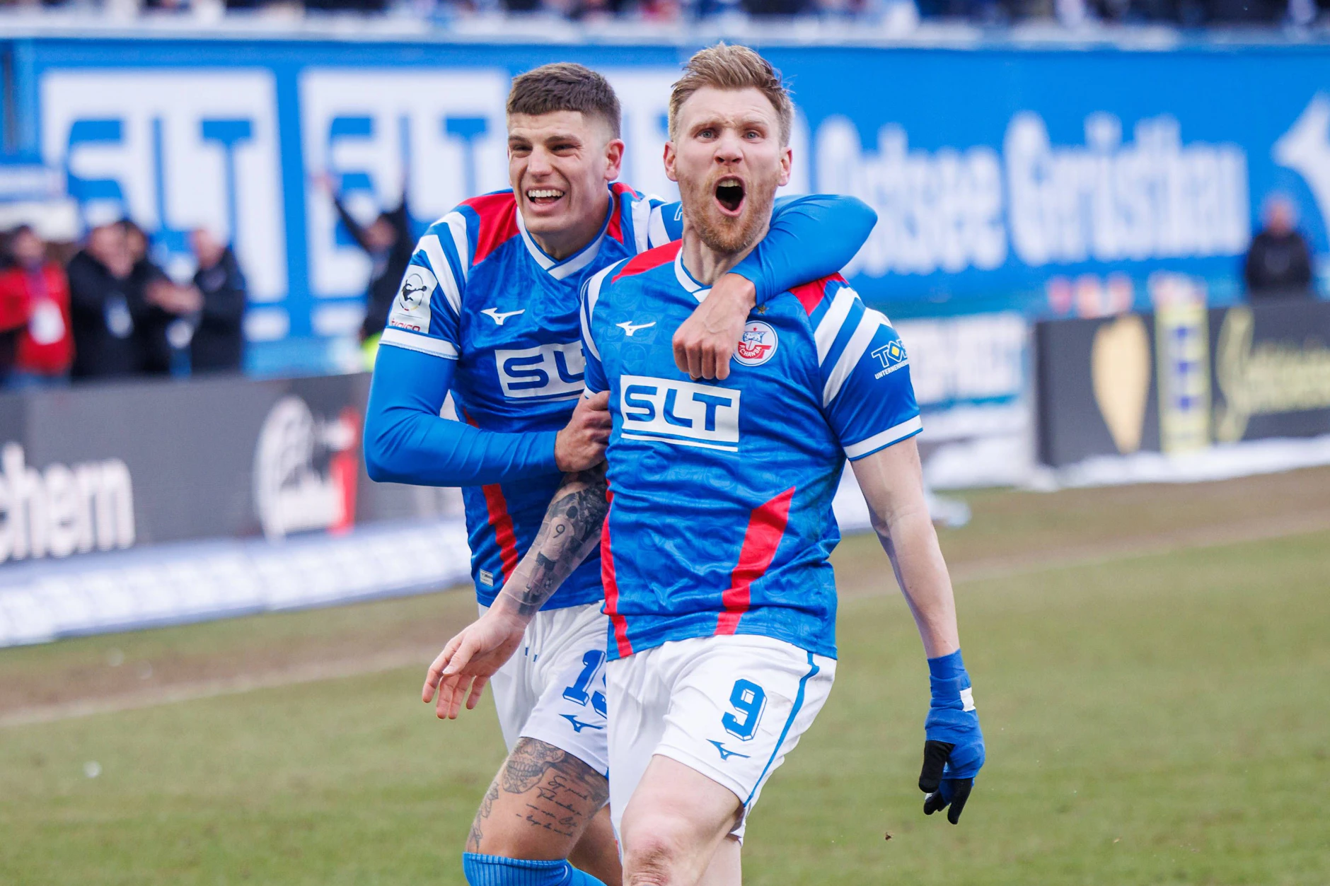 Auch wegen Ex-Union-Stürmer Andreas Voglsammer träumt Hansa Rostock plötzlich wieder vom Aufstieg in die 2. Bundesliga.