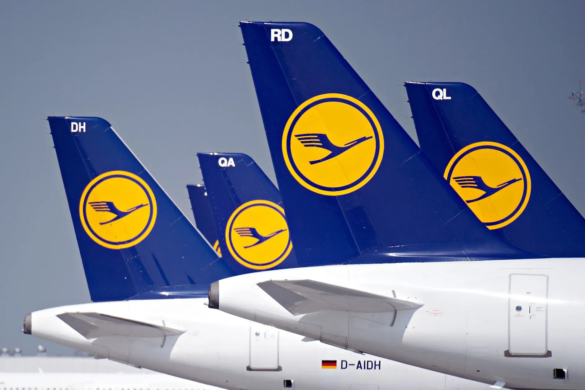 Die Lufthansa muss zum 100-jährigen Jubiläum Streiks und Proteste des Personals hinnehmen.