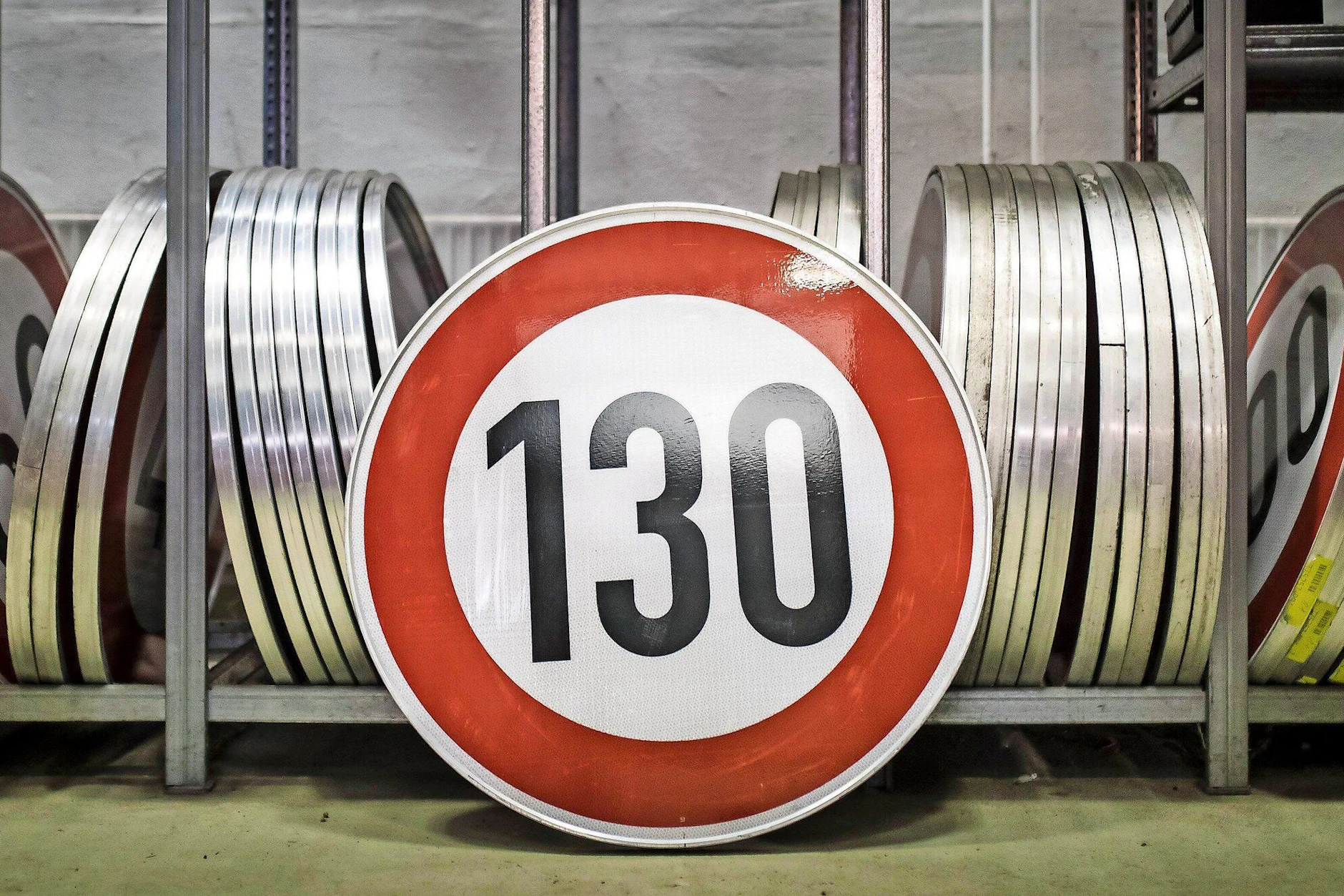 Neuer Anlauf der Grünen für ein Tempolimit auf Autobahnen in Deutschland.