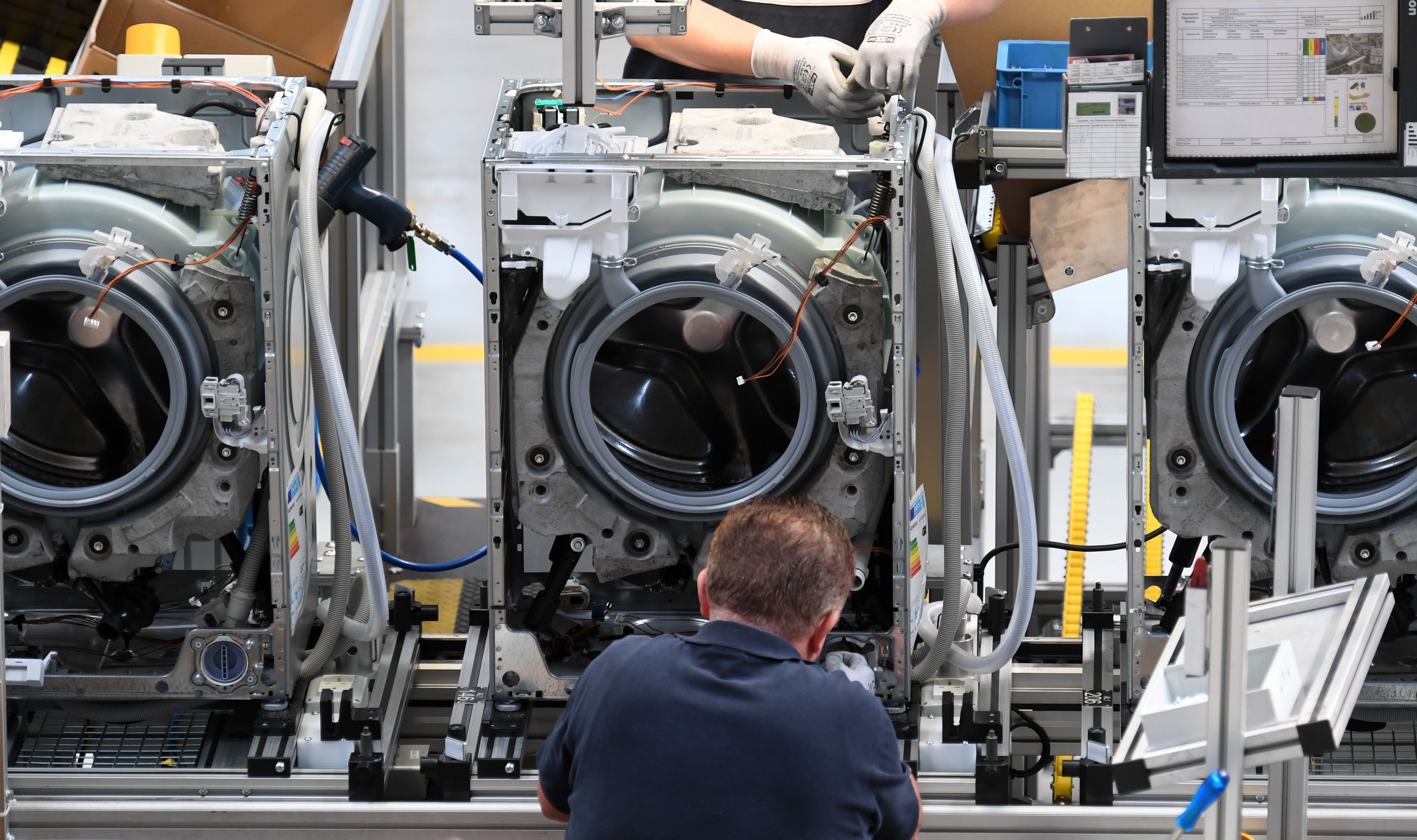 Deutsche Industrie investiert so oft wie lange nicht im Ausland