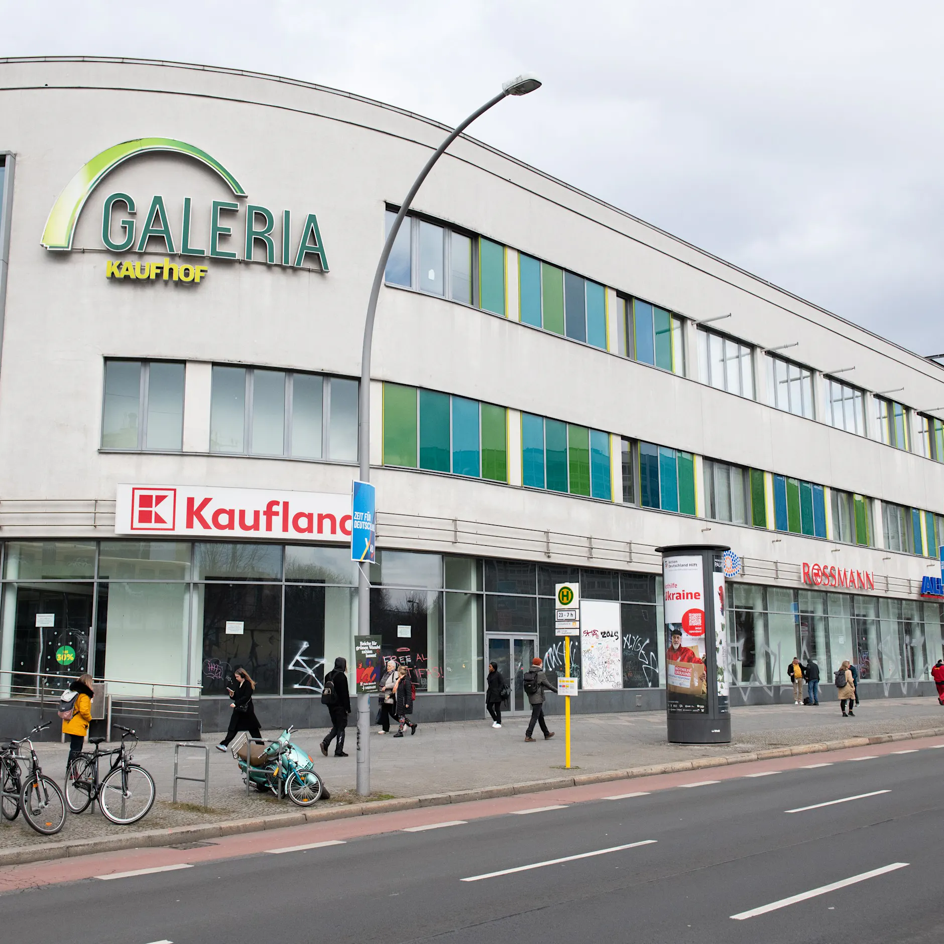 Ring-Center: Freizeitriese zieht in das Gebäude von Galeria Kaufhof ein