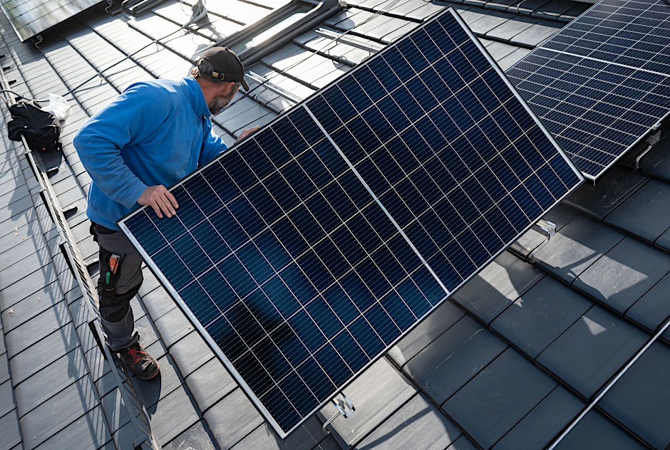 Photovoltaik statt Gas: Laut einem Bericht von Bloomberg könnte ein neuer Solarboom in Deutschland das knapp gewordene LNG ersetzen.
