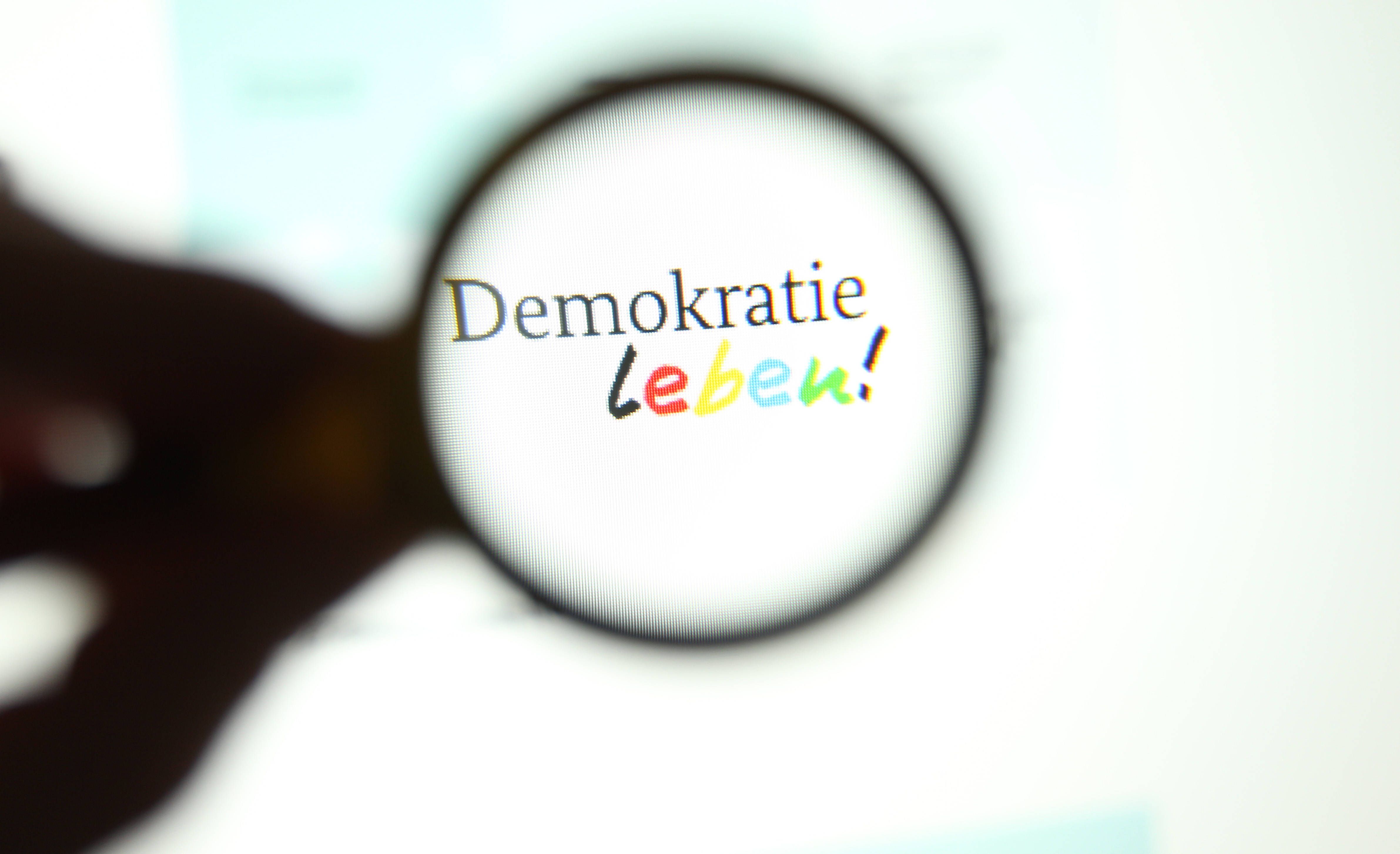 Warnsignal aus Berlin: Demokratie in der Hauptstadt in Gefahr