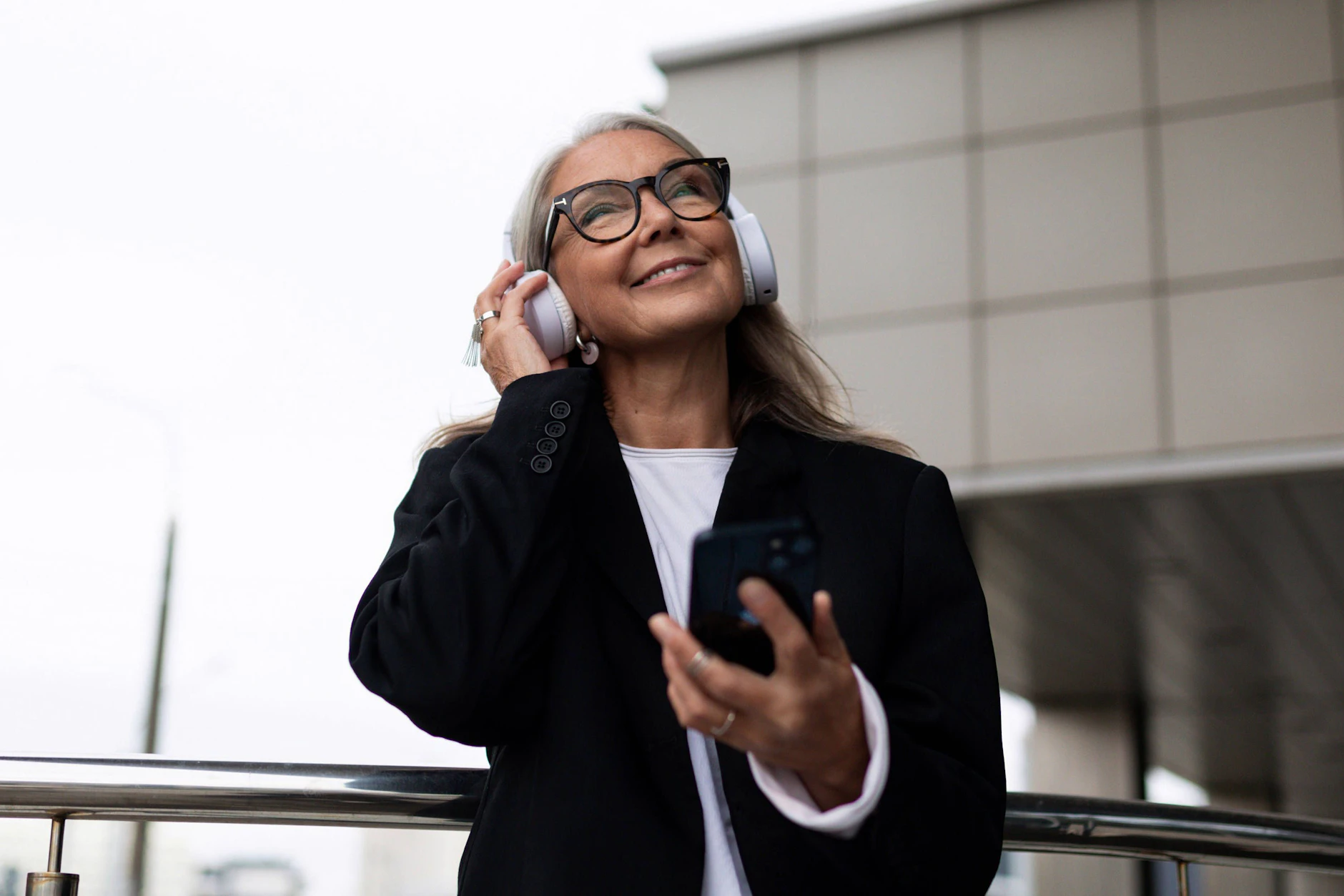 Dass wir Songs aus unserer Jugend immer mitsingen können, hat einen bestimmten Grund.