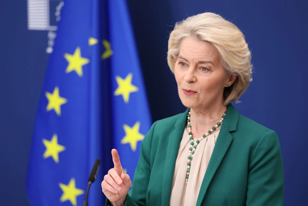 Ende des Privaten: Übernimmt Regierung nun Kontrolle über das Internet?