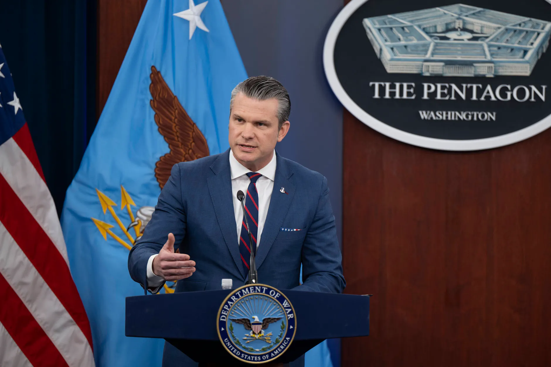 US-Verteidigungsminister Pete Hegseth beim Pentagon-Briefing zum Iran-Krieg in Washington