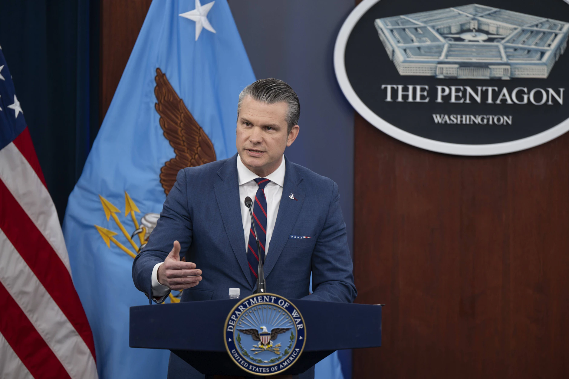 US-Verteidigungsminister Pete Hegseth beim Pentagon-Briefing zum Iran-Krieg in Washington