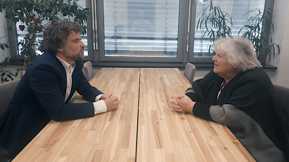 Aleida Guevara, die älteste Tochter des argentinisch-kubanischen Revolutionärs, im Interview mit OAZ-Redakteur Florian Warweg