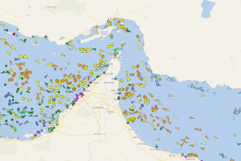 Der Schiffsverkehr in der Straße von Hormus nach Ankündung von Irans Außenminister