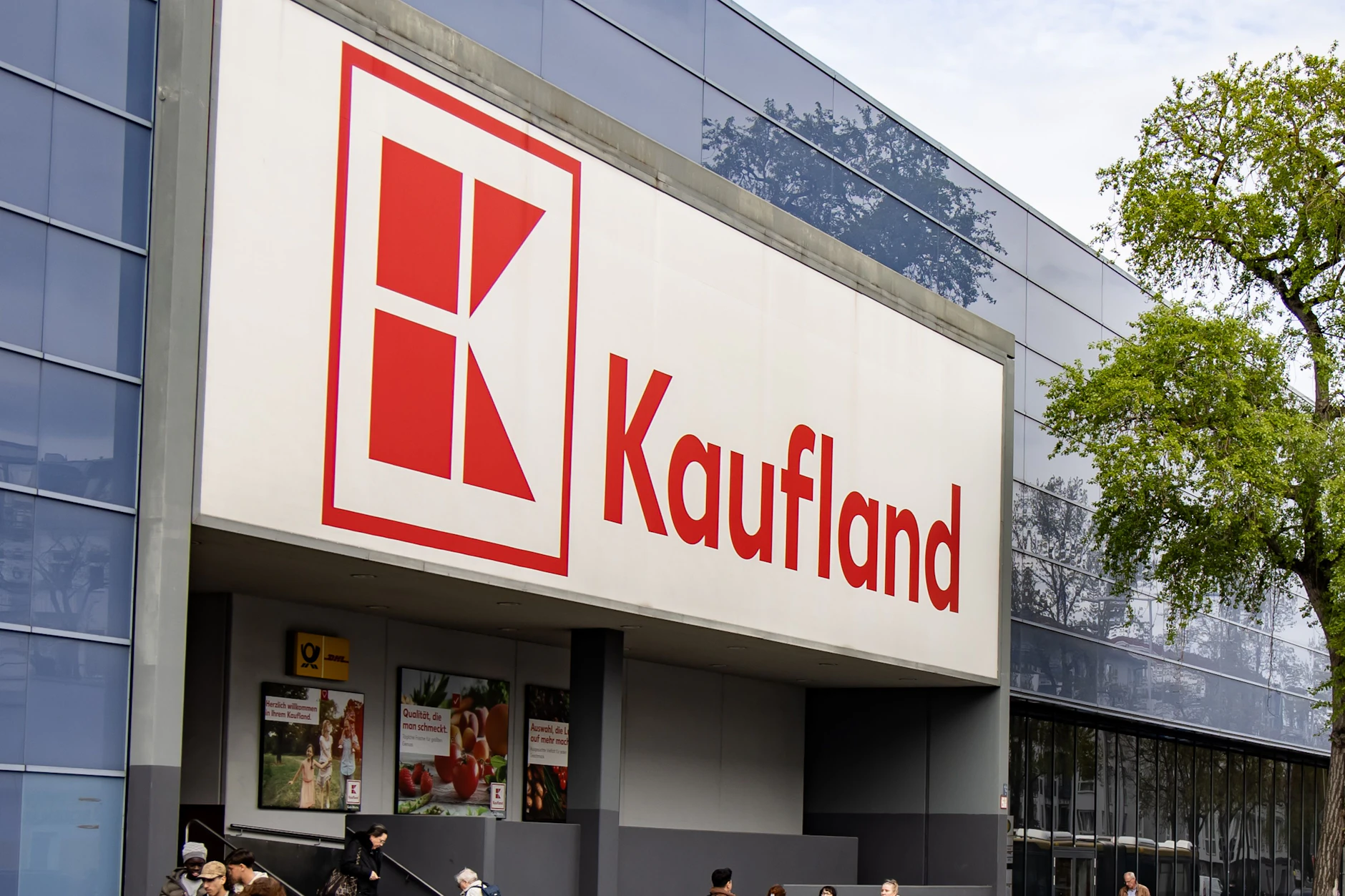 Kaufland setzt weiter auf SB-Kassen und will das System in immer mehr Filialen ausbauen.