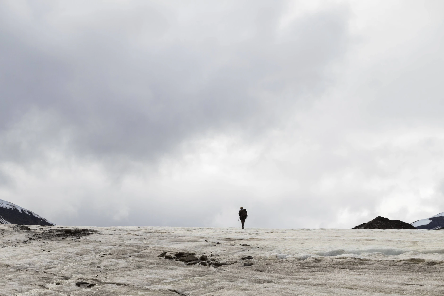 Allein, allein: Wer seine Meinung sagt, kann einsam werden