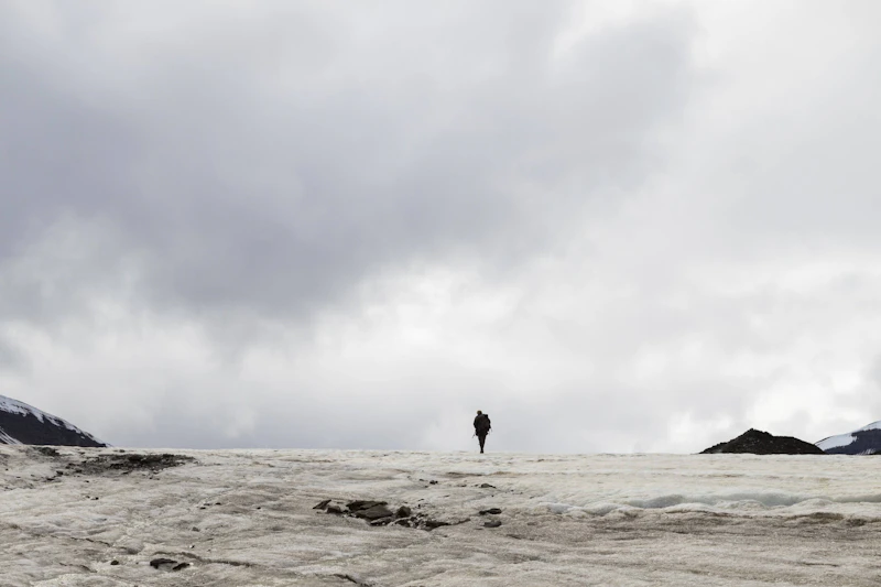 Politische Willkür: Wer nicht spurt, der soll auch nicht essen