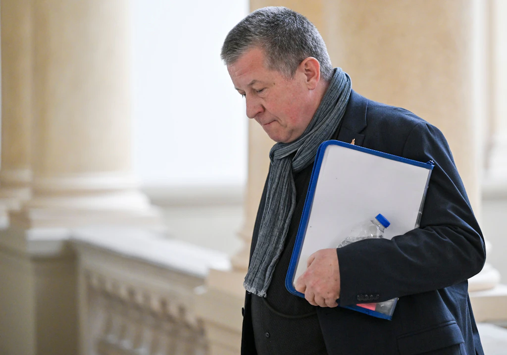 Fördermittelskandal: Darf man im Kampf gegen Antisemitismus die Gewaltenteilung missachten?