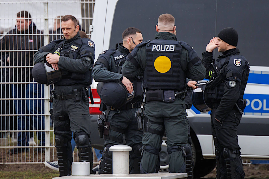 Arbeiten oft am Limit: Polizisten in Mecklenburg-Vorpommern.