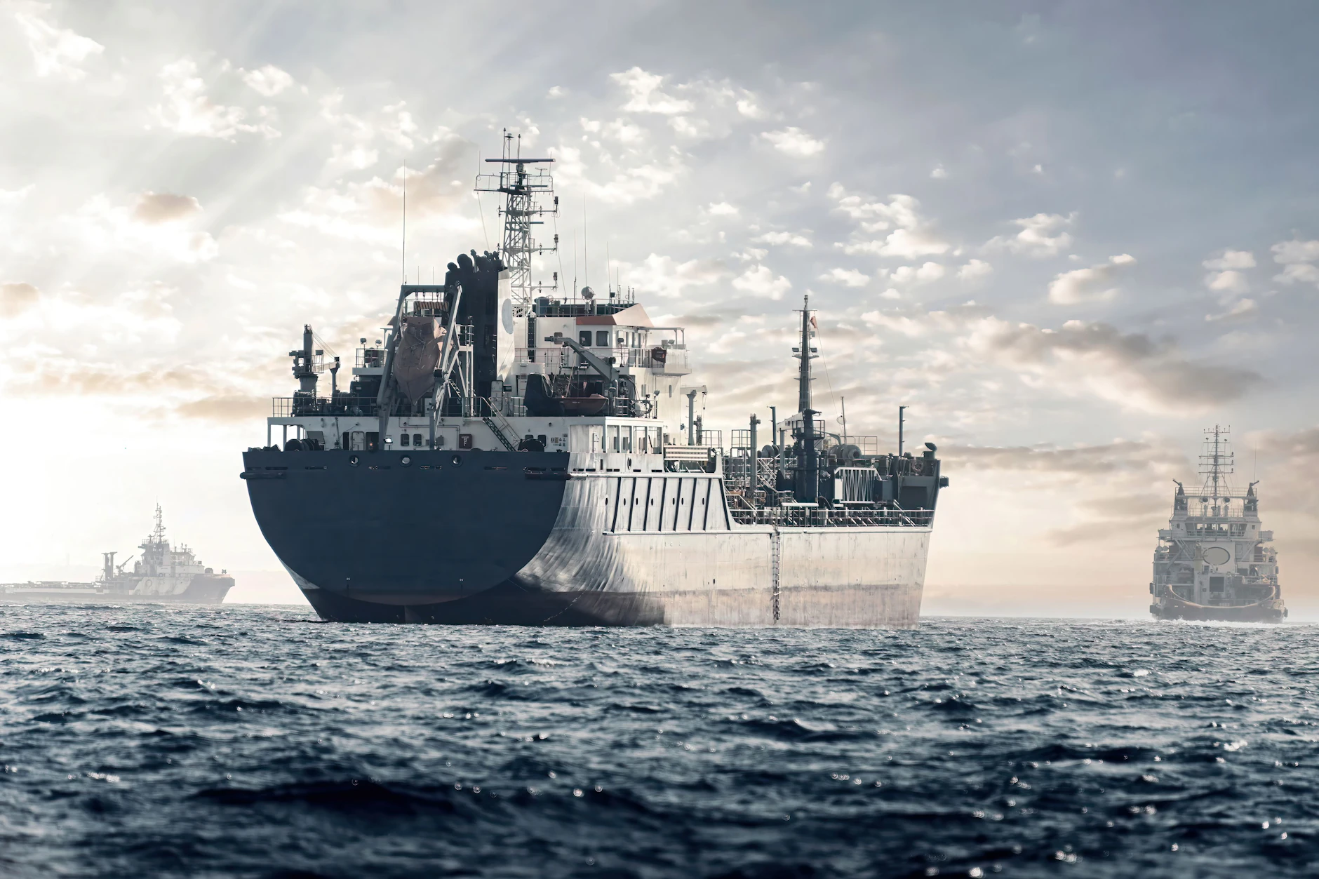 Öltanker auf See: Die Straße von Hormus ist eine der wichtigsten Handelsrouten für Energie weltweit.