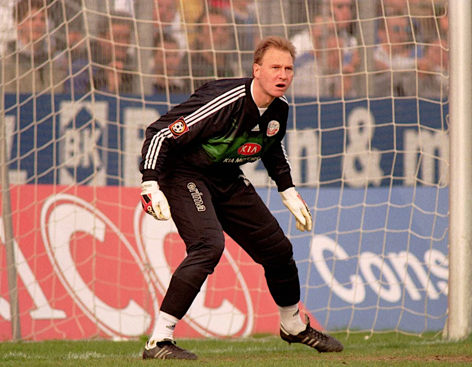 Perry Bräutigam:&nbsp; Der letzte Torwart der DDR-Nationalmannschaft hier in der Saison 1999/2000 bei Hansa Rostock.