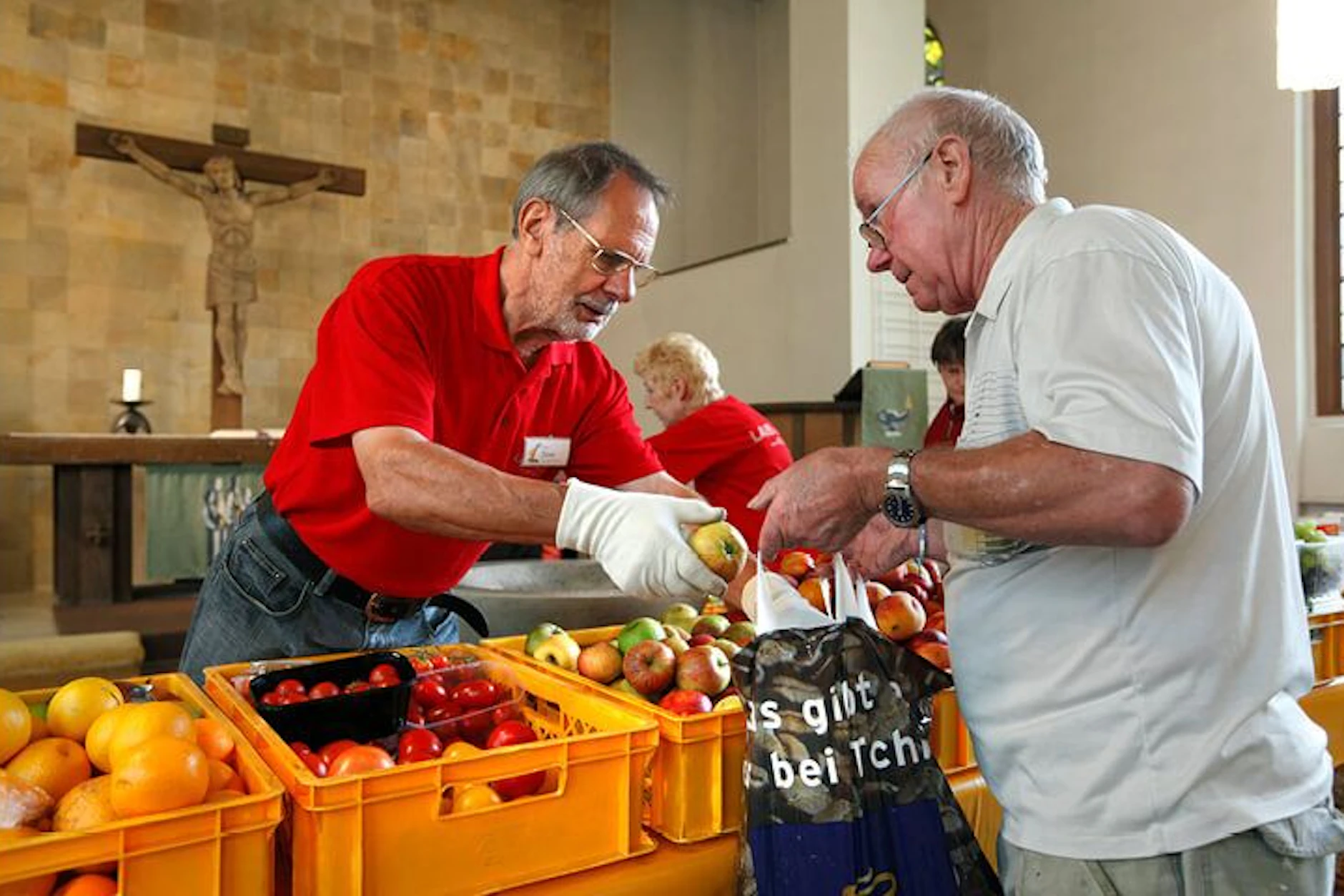 Viele Rentner nehmen das Angebot der Berliner Tafel wahr.
