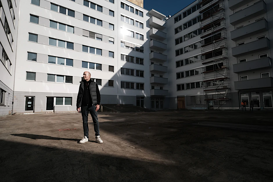 Am Checkpoint Charlie entsteht ein riesiges Hostel mit etwa 2600 Betten.