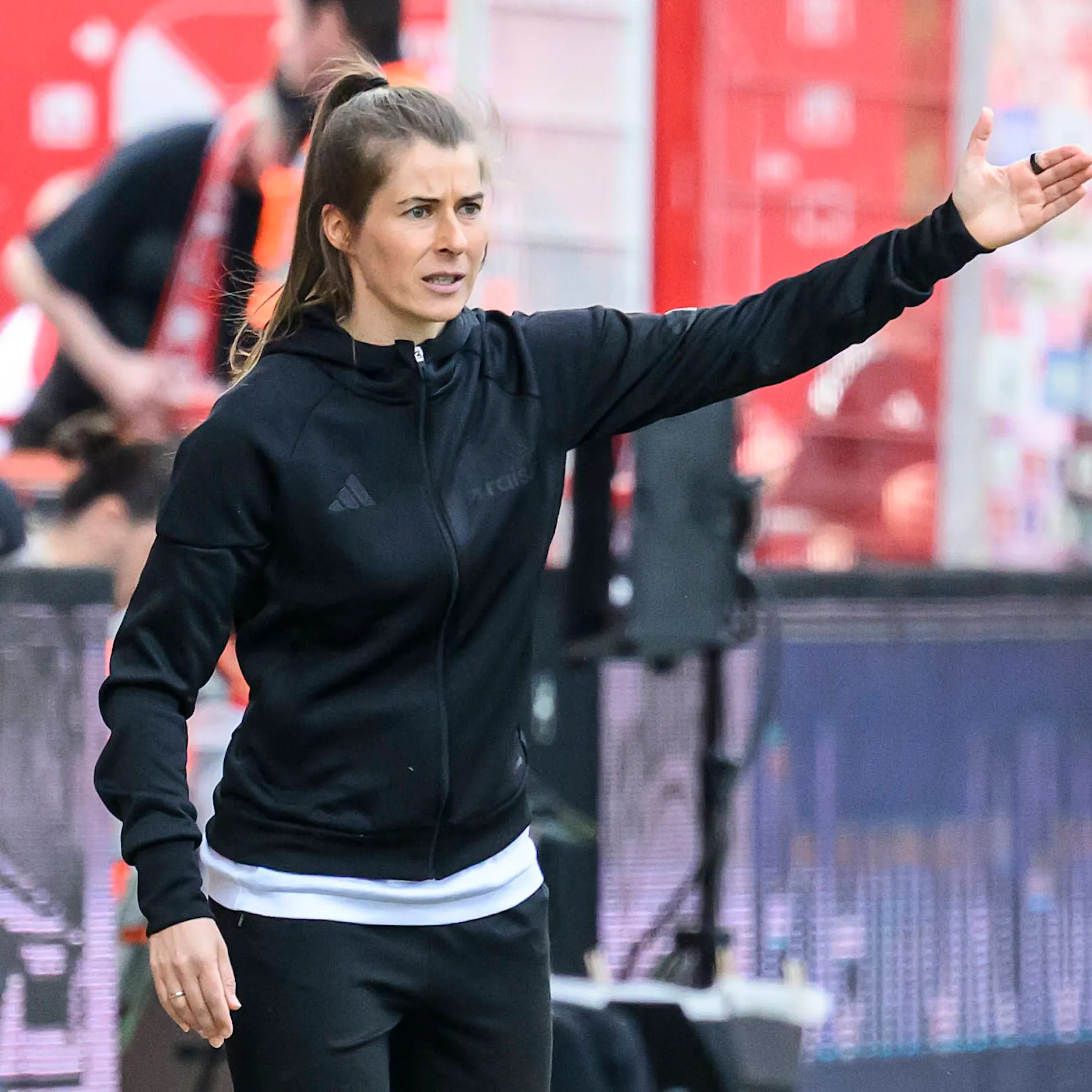 Die Trainerin und der Wal: 1. FC Union Berlin wartet auf den Anschub